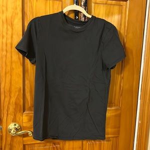 Men Apt. 9 T-shirt Size Small